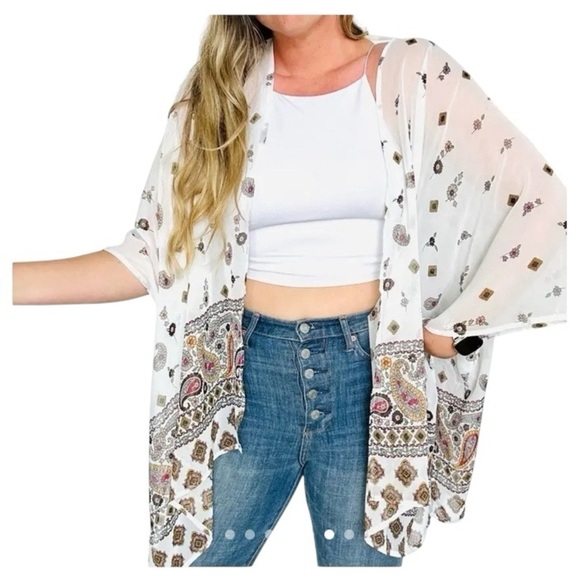 Urban Outfitters Ecote cream Boho Western White Paisley Kimono Shawl - Picture 6 of 14